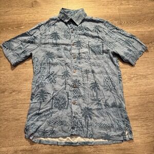 Batik Bay Shirt Mens Small Blue Floral Button Up Rayon Camp Costal Hawaiian